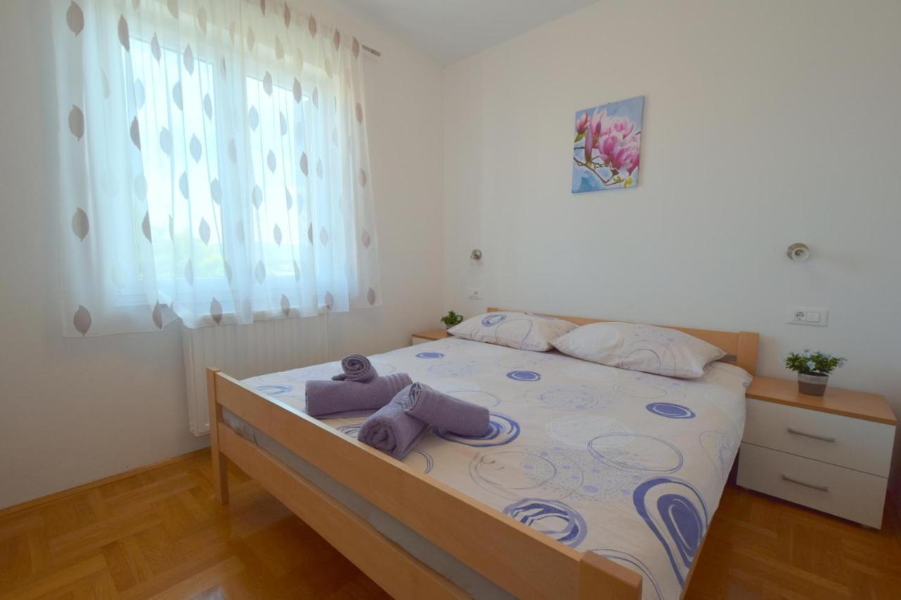 Apartment Baran Čižići Exteriör bild