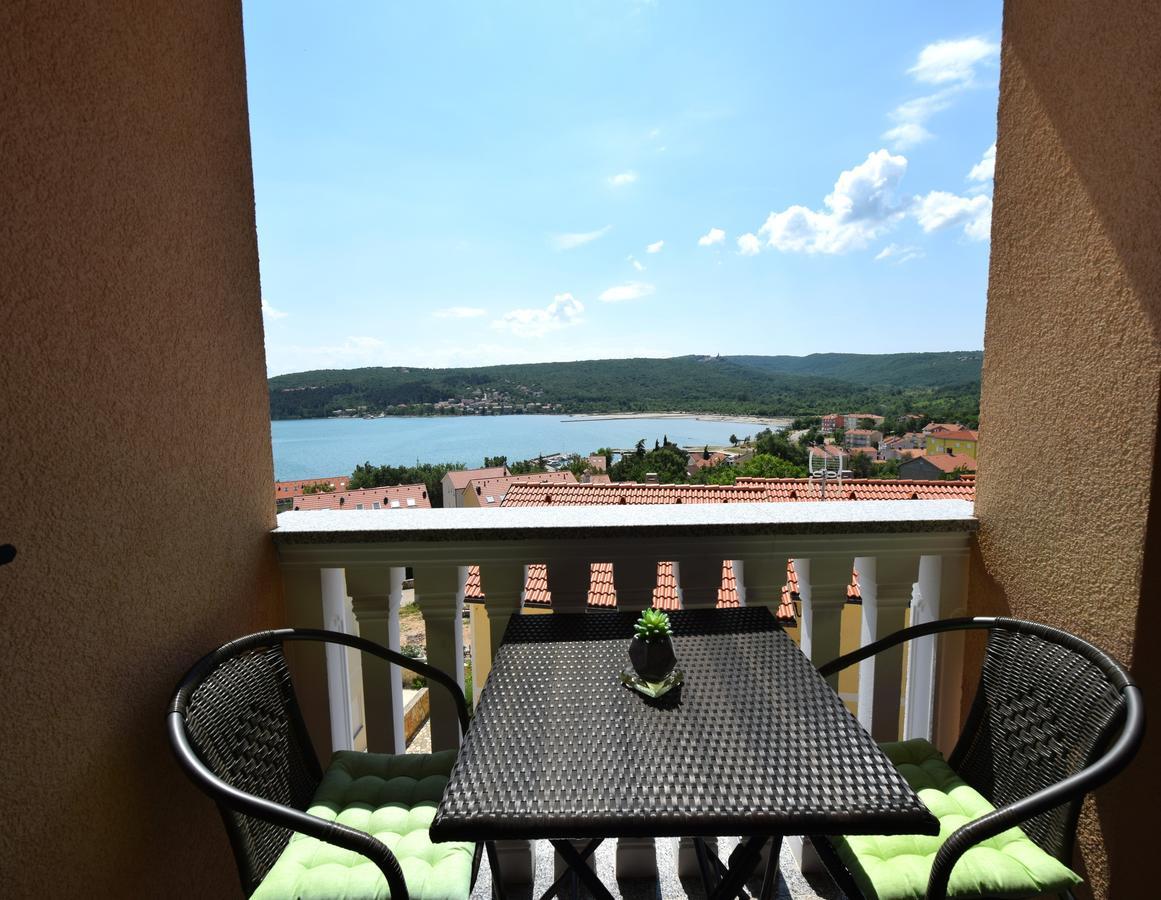 Apartment Baran Čižići Exteriör bild